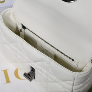 20211010_i1633842202_9103_7_jpg SMALL CARO BAG 20 WHITE CALFSKIN BLACK HARDWARE