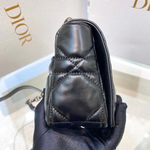 20211012_i1634015273_7730_3_jpg SMALL CARO BAG 20 BLACK MACROCANNAGE CALFSKIN BLACK HARDWARE