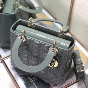 20211109_i1636393449_1691_7_jpg medium lady 24 grey patent calfskin