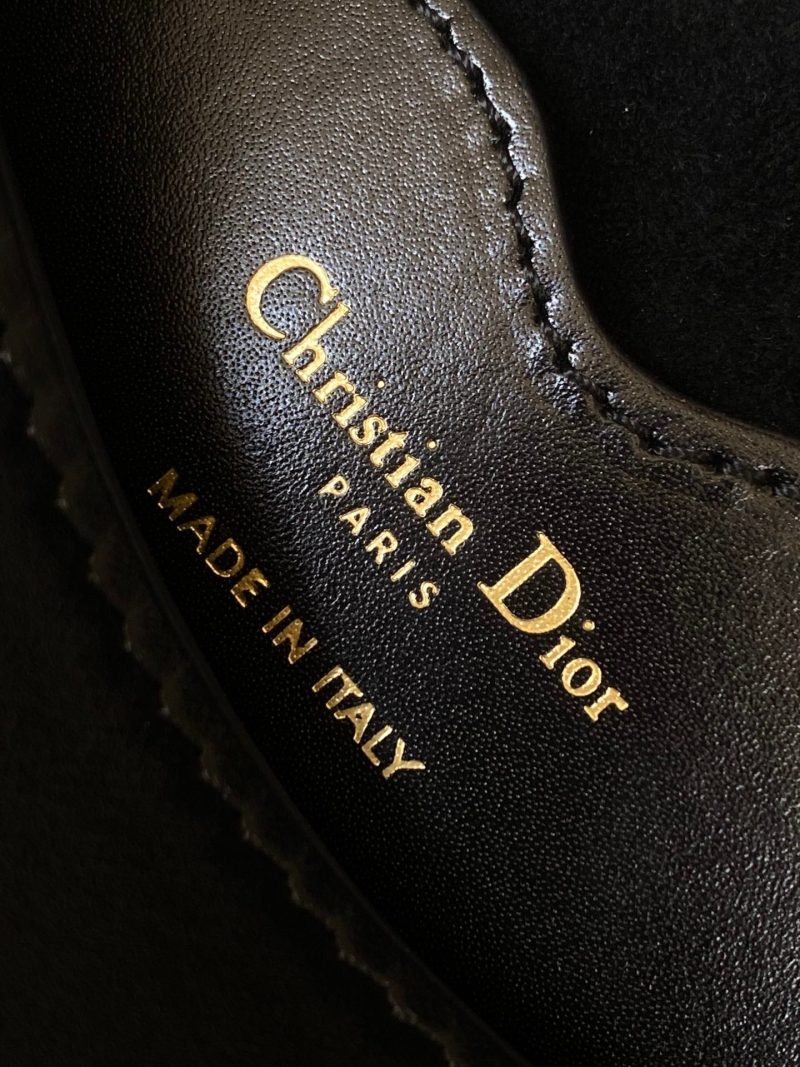 20211109_i1636468035_6064_8_jpg BOBBY EAST-WEST 22 BAG IN BLACK CALFSKIN