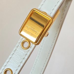 20211109_i1636468773_2519_6_jpg BOBBY EAST-WEST 22 BAG IN WHITE CALFSKIN