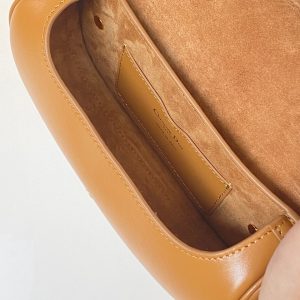 20211109_i1636468989_5871_7_jpg BOBBY EAST-WEST 22 BAG IN CHOCOLATE BROWN CALFSKIN