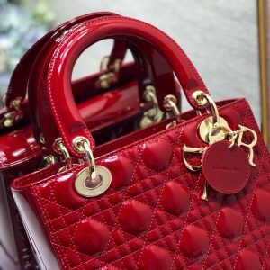 20211123_i1637652314_9516_3_jpg medium lady 24 dark red patent calfskin