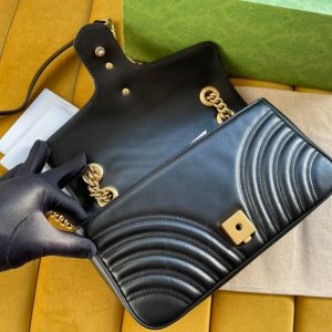 20211208_i1638961462_5704_6_jpg GG MARMONT MATELASSÉ LARGE 26 BAG BLACK CALFSKIN