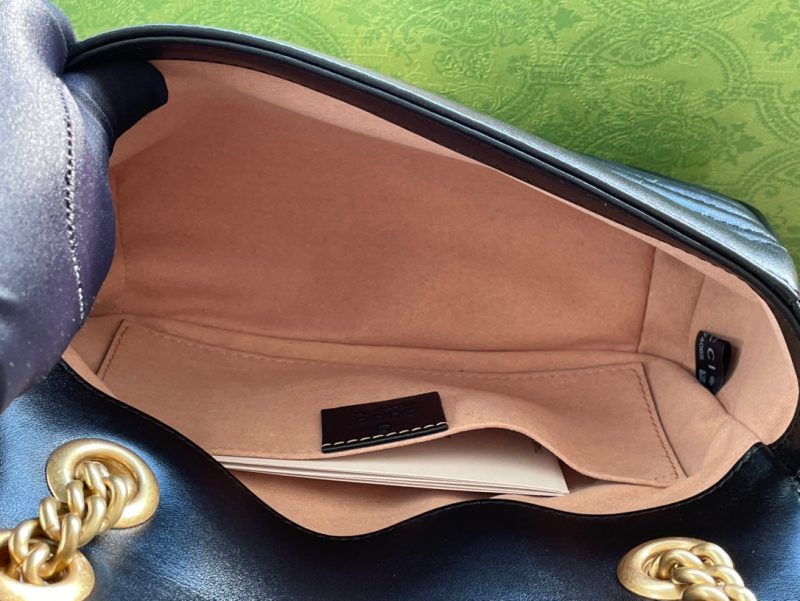 20211208_i1638962226_6118_7_jpg GG MARMONT MATELASSÉ SMALL 22 BAG BLACK CALFSKIN