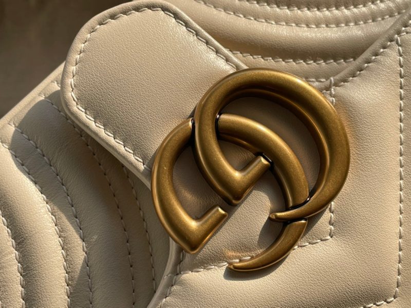 20211208_i1638962539_4441_4_jpg GG MARMONT MATELASSÉ SMALL 22 BAG WHITE CALFSKIN