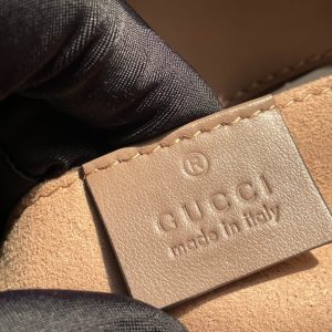 20211208_i1638962666_3354_8_jpg GG MARMONT MATELASSÉ SMALL 22 BAG BEIGE CALFSKIN