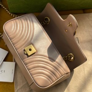 20211208_i1638962666_5019_4_jpg GG MARMONT MATELASSÉ SMALL 22 BAG BEIGE CALFSKIN