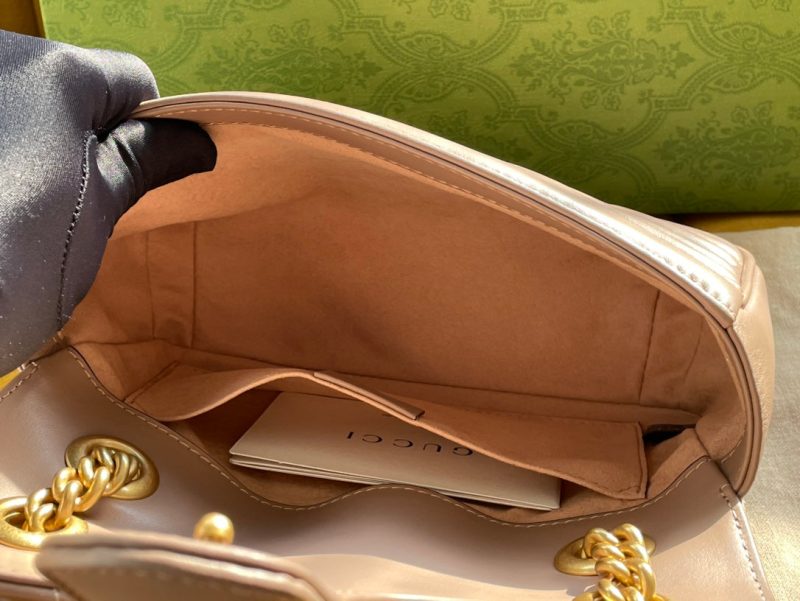 20211208_i1638962666_824_7_jpg GG MARMONT MATELASSÉ SMALL 22 BAG BEIGE CALFSKIN