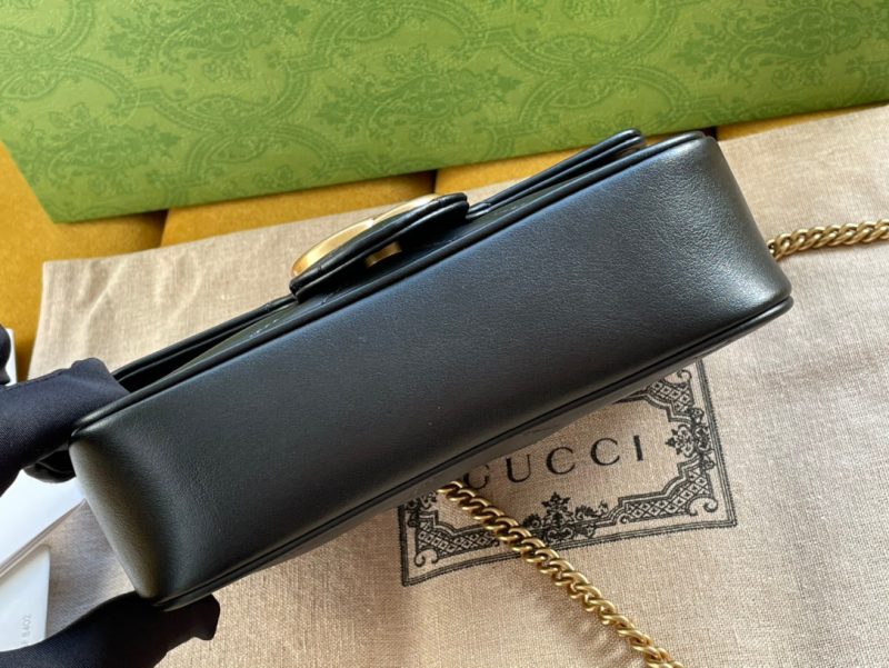 20211208_i1638963316_4737_4_jpg GG MARMONT MINI 16 BAG IN BLACK CALFSKIN