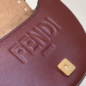 20220103_i1641194443_9731_6_jpg MOONLIGHT 19 IN WINE RED SMOOTH CALFSKIN GOLD HARDWARE