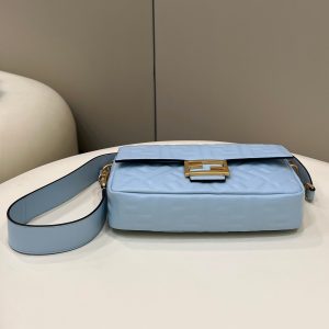 20220113_i1642050654_5536_2_jpg Baguette 27cm Cloud Blue Lambskin Gold Hardware