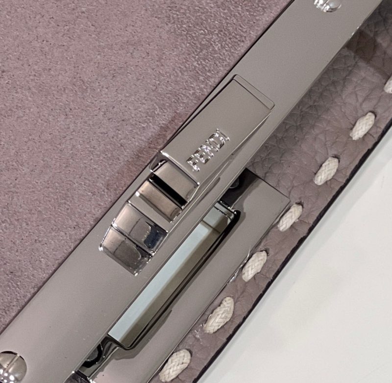 PEEKABOO ISEEU 33 IN TOBACCO BROWN GRAINED CALFSKIN SILVER HARDWARE