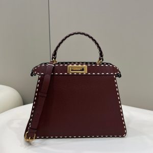PEEKABOO ISEEU 33 IN SANGRIA RED GRAINED CALFSKIN GOLD HARDWARE