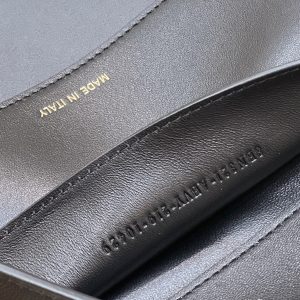 20220305_i1646476541_1779_5_jpg PEEKABOO ISEEU 27 IN BLACK SMOOTH CALFSKIN WITH WOVEN TRIM GOLD HARDWARE