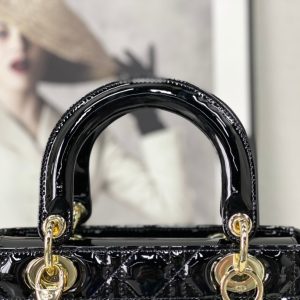 20220311_i1646968231_4065_4_jpg medium lady 24 black patent calfskin