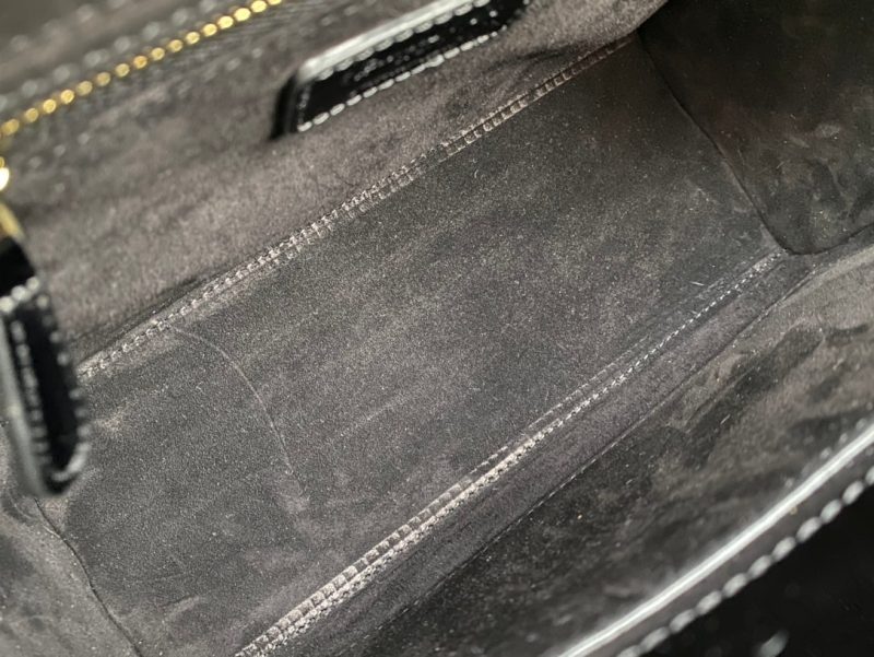 20220311_i1646968231_9286_8_jpg medium lady 24 black patent calfskin