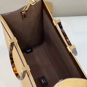 SHINE LARGE 35 TOTE IN GOLDEN CALFSKIN