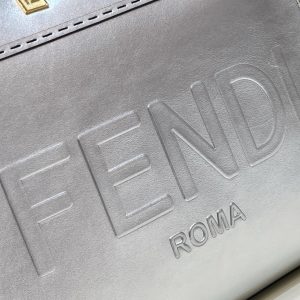 SHINE LARGE 35 TOTE IN SILVER CALFSKIN