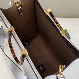 SHINE LARGE 35 TOTE IN SILVER CALFSKIN