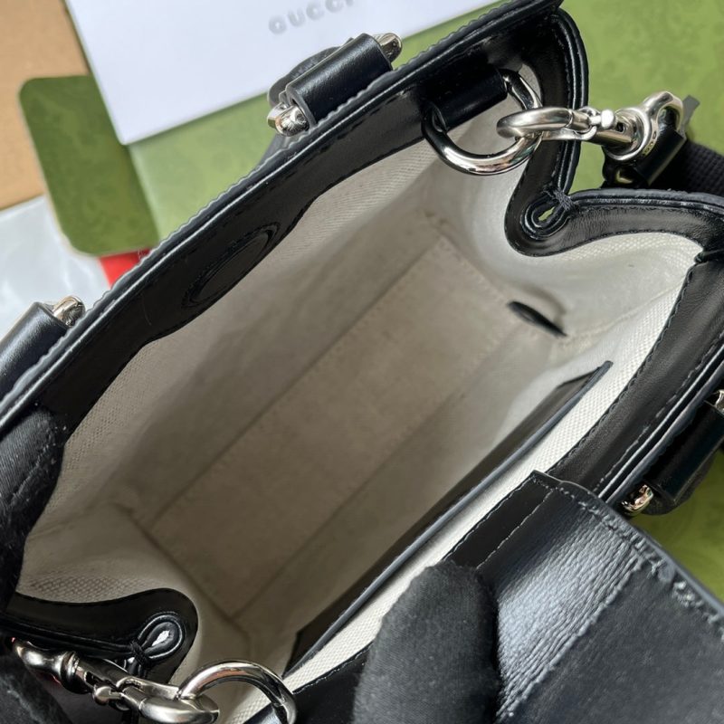 20220330_i1648644866_637_8_jpg EMBOSSED TOTE BAG 20 IN BLACK CALFSKIN