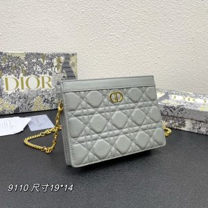 20220403_i1648916143_5483_2_jpg CARO POUCH 19 BAG IN GREY CALFSKIN
