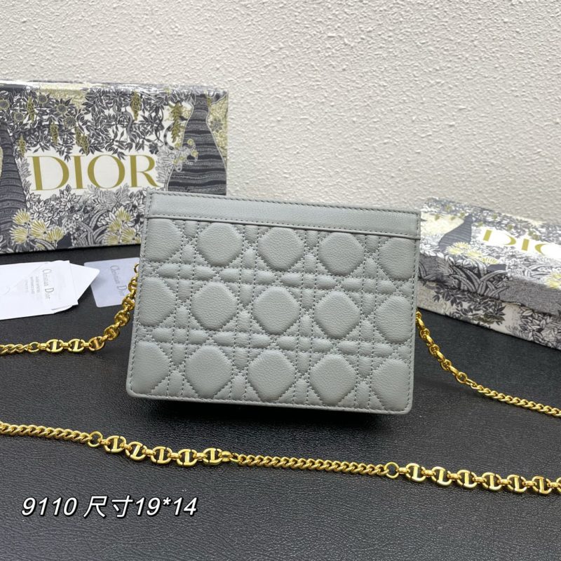 20220403_i1648916143_589_1_jpg CARO POUCH 19 BAG IN GREY CALFSKIN