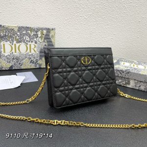 20220403_i1648916162_4433_2_jpg CARO POUCH 19 BAG IN BLACK CALFSKIN