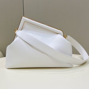 FendiI FIRST SMALL 32 IN WHITE NAPPA LEATHER BAG GOLD HARDWARE