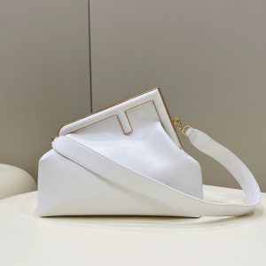 FendiI FIRST SMALL 32 IN WHITE NAPPA LEATHER BAG GOLD HARDWARE