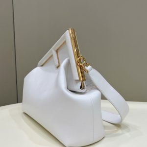 FendiI FIRST SMALL 32 IN WHITE NAPPA LEATHER BAG GOLD HARDWARE