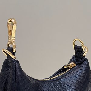 FendiIGRAPHY MINI 16 BAG IN BLACK CALFSKIN GOLD HARDWARE