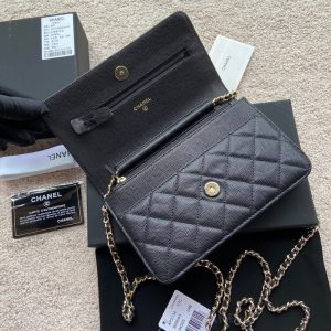 CC Classic Woc 20cm Black Grained Calfskin Diamond Gold Hardware