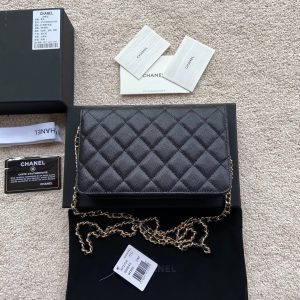 CC Classic Woc 20cm Black Grained Calfskin Diamond Gold Hardware