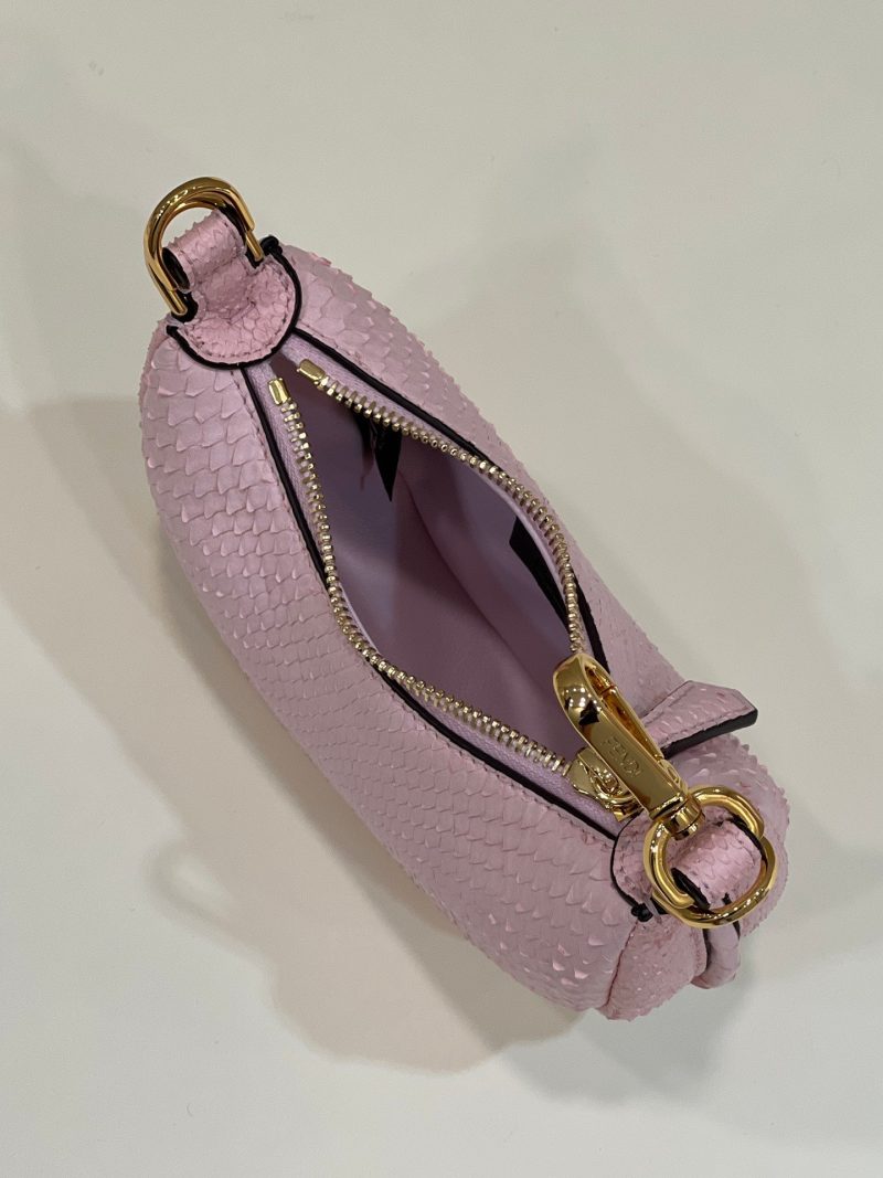 FendiIGRAPHY MINI 16 BAG IN LIGHT PINK CALFSKIN GOLD HARDWARE