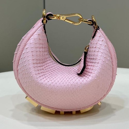 FendiIGRAPHY MINI 16 BAG IN LIGHT PINK CALFSKIN GOLD HARDWARE