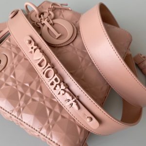 SMALL LADY 20 BLUSH ULTRAMATTE LAMBSKIN DIAMOND MOTIF