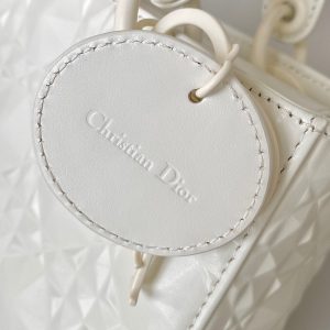 SMALL LADY 20 WHITE LAMBSKIN DIAMOND MOTIF