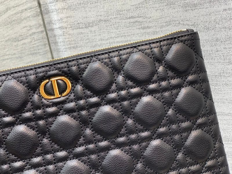 cd large caro daily black calfskin pouch