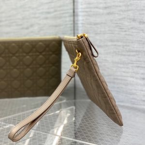 cd large caro daily beige calfskin pouch