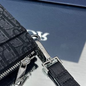 SADDLE 28 BAG IN BLACK OBLIQUE JACQUARD