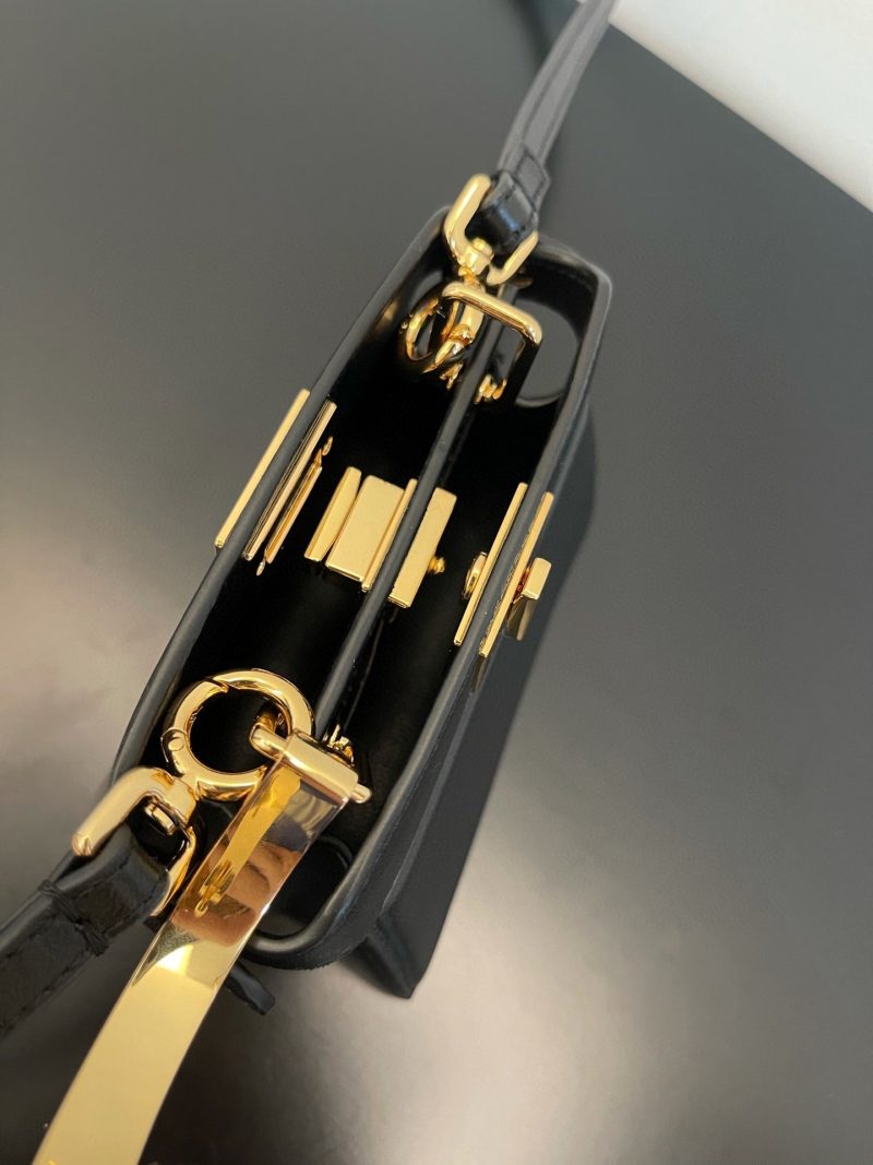 FendiI PEEKABOO ISEEU MICRO 12 BAG IN BLACK CALFSKIN WITH GOLD HARDWARE