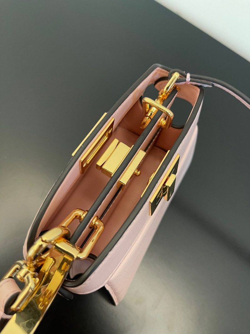 FendiI PEEKABOO ISEEU MICRO 12 BAG IN LIGHT PINK CALFSKIN WITH GOLD HARDWARE