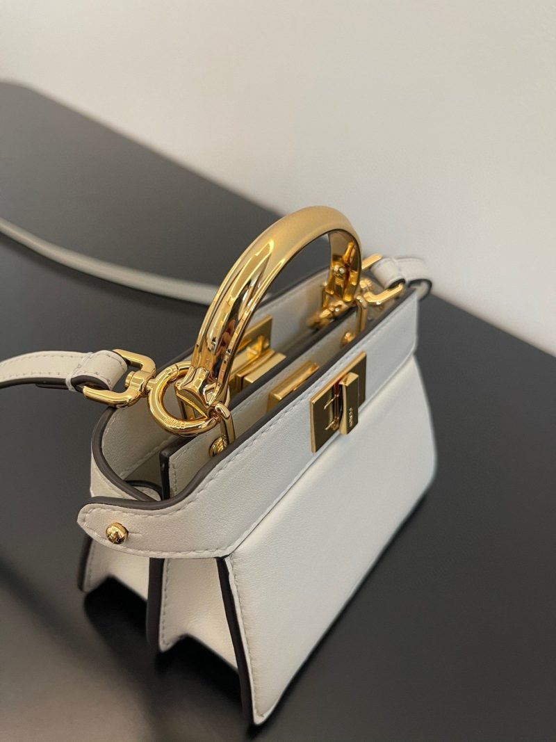 FendiI PEEKABOO ISEEU MICRO 12 BAG IN WHITE CALFSKIN WITH GOLD HARDWARE