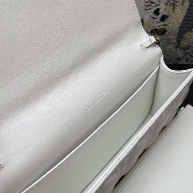 20220701_i1656687770_2249_8_jpg CARO SLIM POUCH 21 BAG IN WHITE CALFSKIN