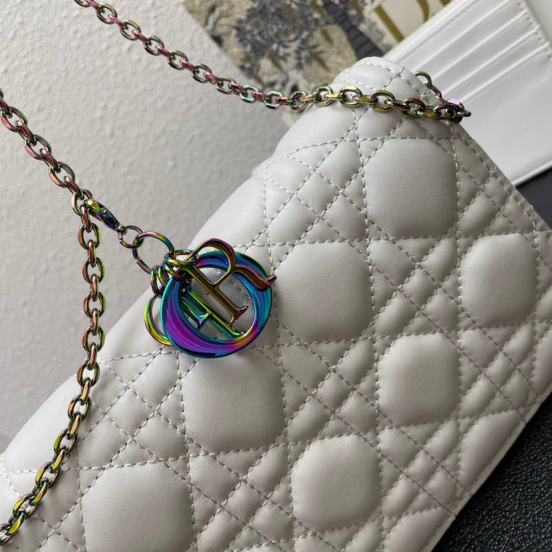 20220701_i1656687770_6424_5_jpg CARO SLIM POUCH 21 BAG IN WHITE CALFSKIN