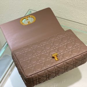 20220702_i1656739399_7823_5_jpg LARGE CARO BAG 28 WARM TAUPE CALFSKIN