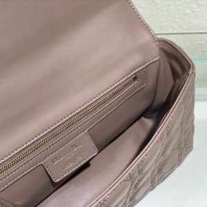 medium caro 25.5 warm taupe calfskin