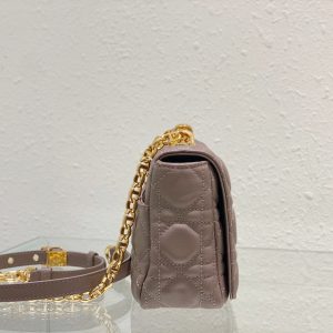 20220702_i1656740150_8321_2_jpg SMALL CARO BAG 20 WARM TAUPE CALFSKIN