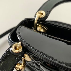 micro lady 12 black patent caslfskin